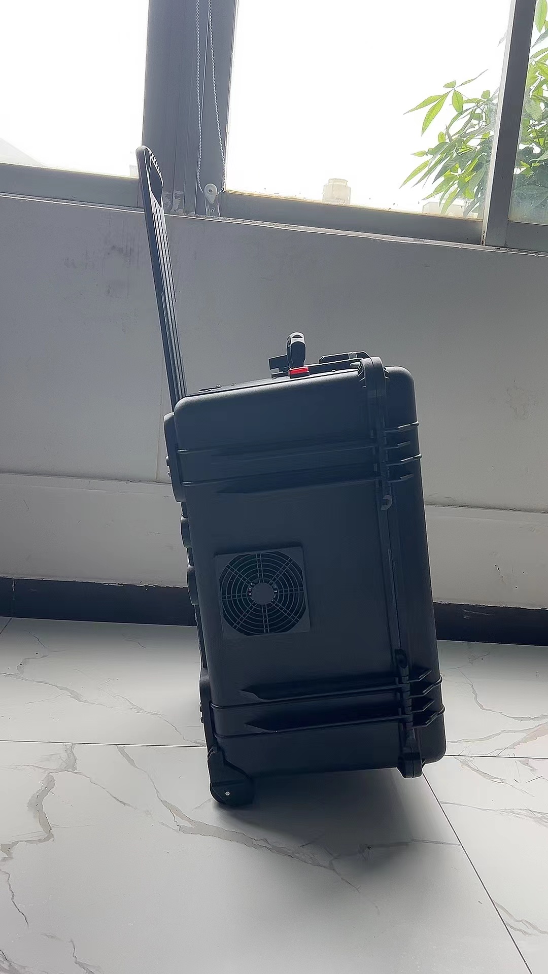 仙游手拉箱型移动通信干扰器